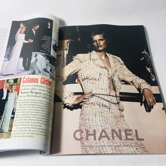 Vogue April 1998 Vintage Magazine Amber Valletta in Jil Sander By Steven Meisel - Picture 8 of 11